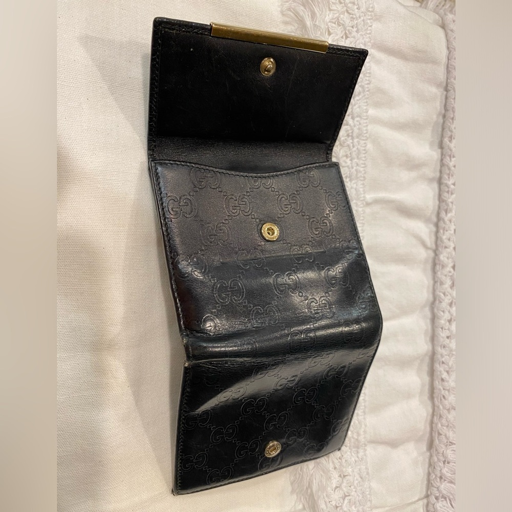SALE! Gucci Black and Gold Leather Accessory - Picture 3 of 11